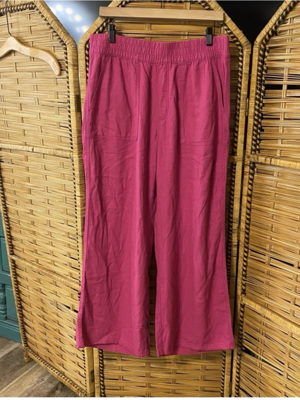 Wide Leg Pull-On Pants in Raspberry Pink